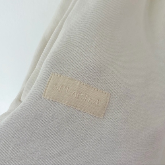 SET Active White Pull-On Heavyweight Sweat Shorts Size Large - Picture 3 of 6